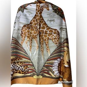 Salvatore Ferragamo Silk Scarf 💯% Authentic with Tag